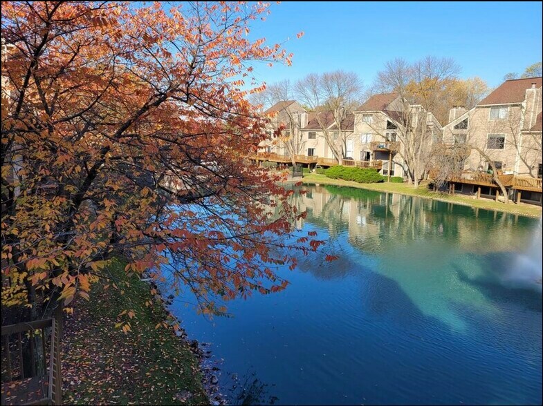 Primary Photo - 9412 Hunters Creek Dr