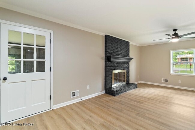 Building Photo - 2222 Elmcrest Dr