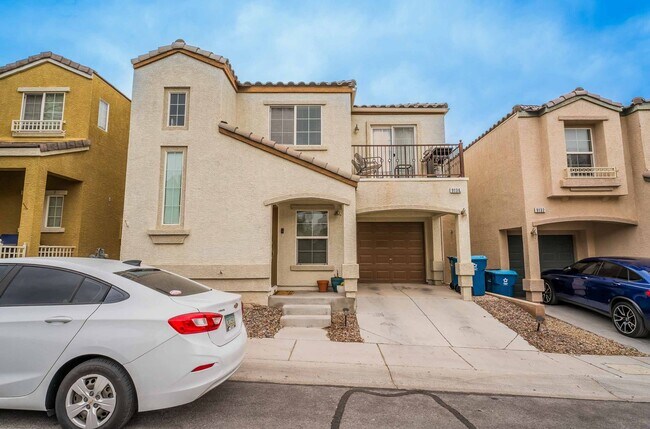 Primary Photo - CHARMING FULLY FURNISHED 2 BEDROOM!