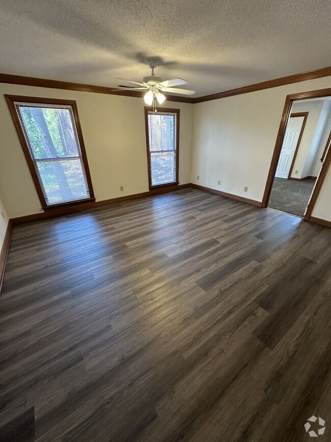 Building Photo - 2 Bedroom 2 Bathroom Condo!