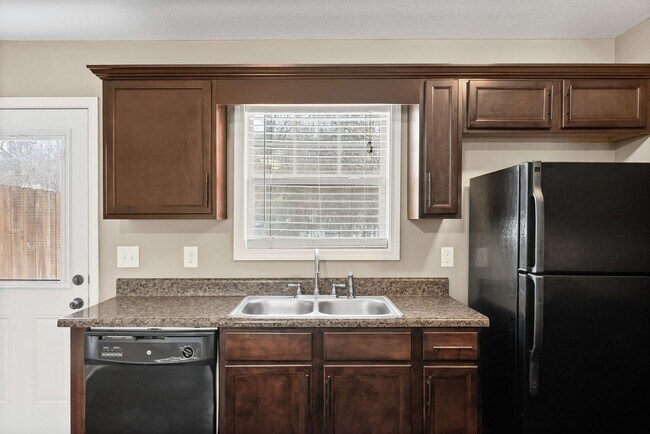 Building Photo - 1761 Spring Water Drive