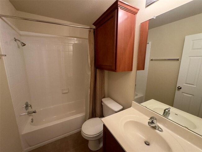 Building Photo - 315 Wildcat Dr