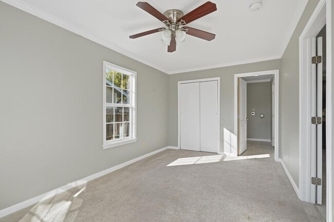 Building Photo - 2618 S 22nd St