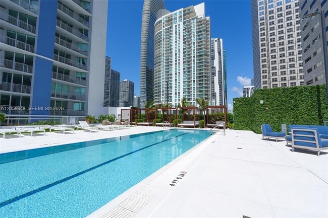 Building Photo - 335 S Biscayne Blvd