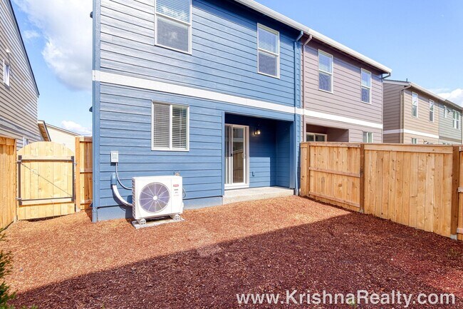 Building Photo - 11935 NE 104th St