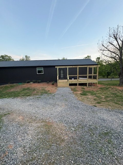 Building Photo - 209 Summit Rd