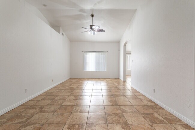 Building Photo - 3481 W 27th Ln