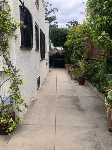 Gated driveway - 1959 N Catalina St