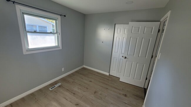 Building Photo - 149 Austin Ave