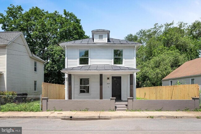 Building Photo - 553 Highland Ave