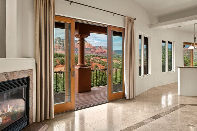 Building Photo - Unfurnished, 1-year long-term rental