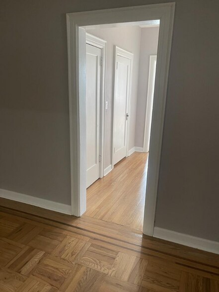 Building Photo - 6 Pomona Ave