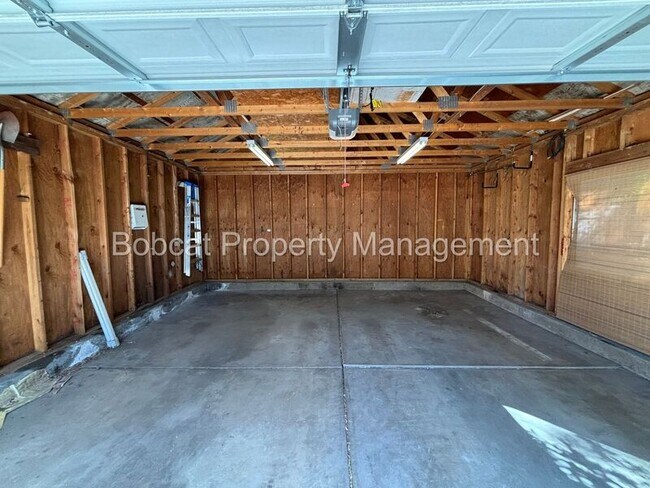 Building Photo - 509 Westview Ave
