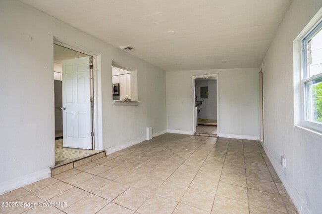 Building Photo - 3312 Plummer Cir