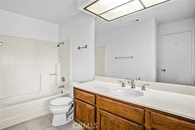 Building Photo - 1110 Strawberry Ln