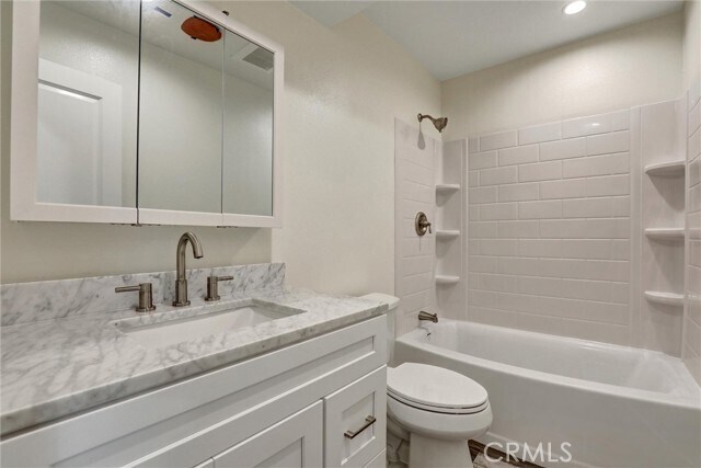 Building Photo - 402 E Glendale Dr