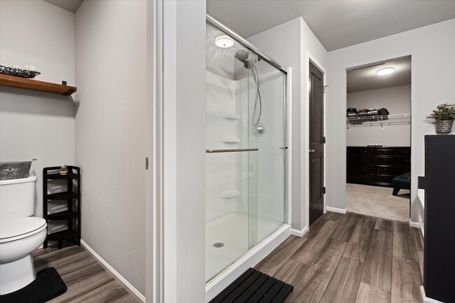 Building Photo - Luxury 4BR Home in North Lacey with A/C, D...