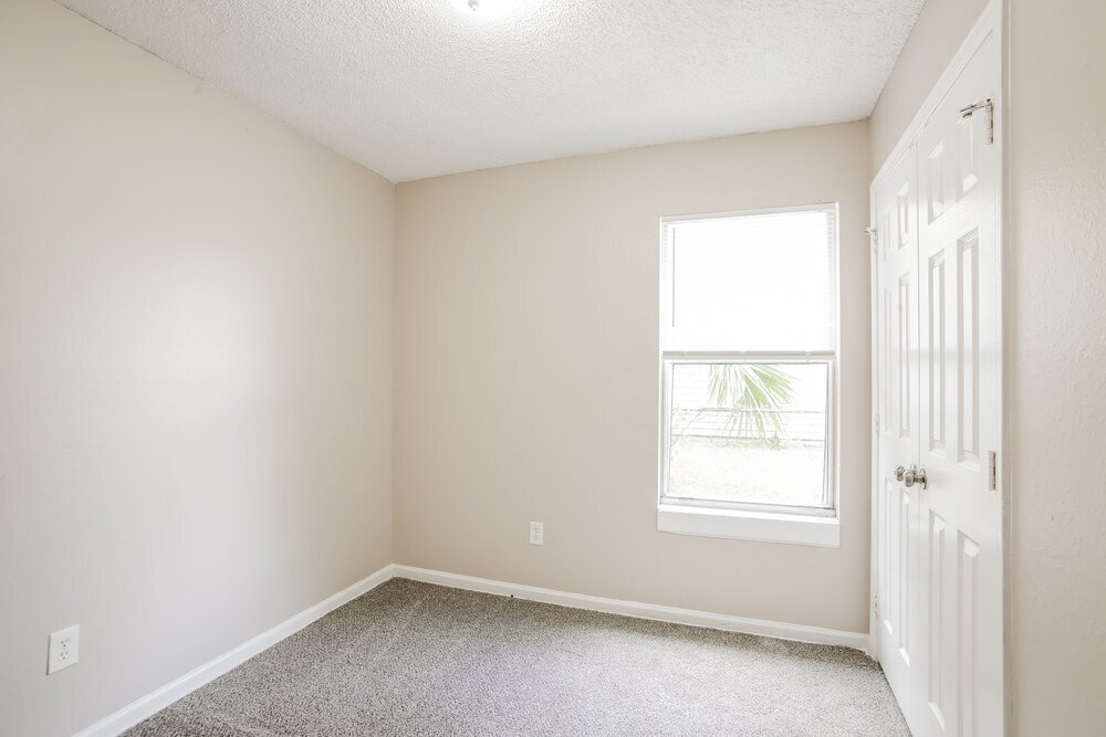 Building Photo - 1529 Spearing St