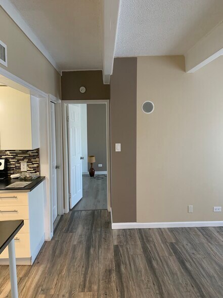 Building Photo - 9995 E Harvard Ave