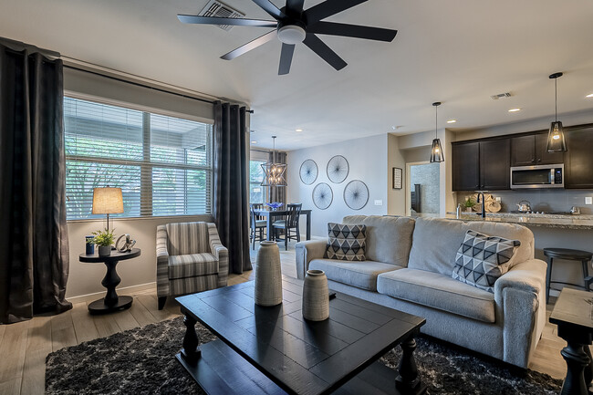 Building Photo - 9733 W Southgate Ave