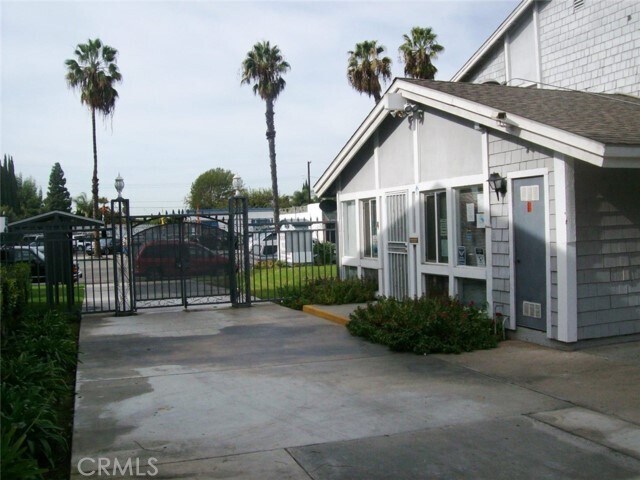 Building Photo - 1250 S Brookhurst St