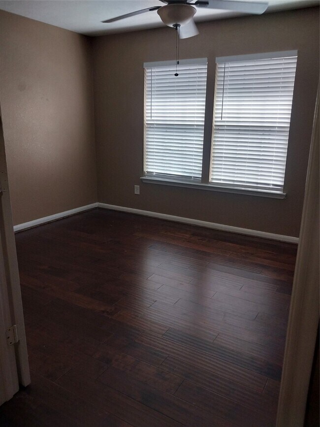 Building Photo - 7914 Tilbury Woods Ln