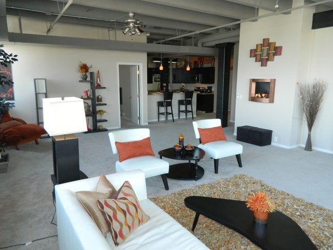 Building Photo - Cornerstone Apartments