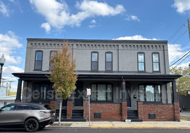 Primary Photo - 1939 S Calhoun St