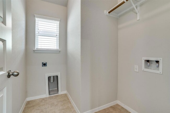 Building Photo - 17119 Alturas Ave