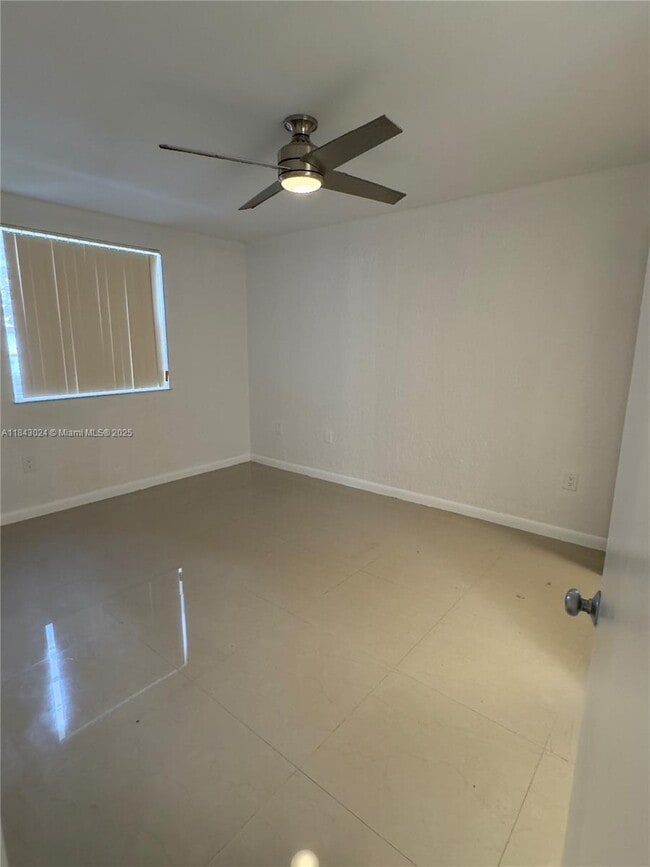 Building Photo - 2851 N Oakland Forest Dr