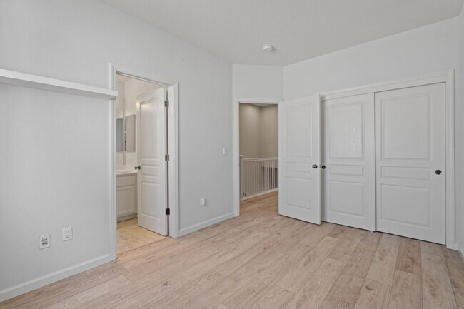 Building Photo - ONE OF THE FINEST LOCATIONS IN RIVERMARK! TASTEFULLY UPDATED | THE PARK PLAN I