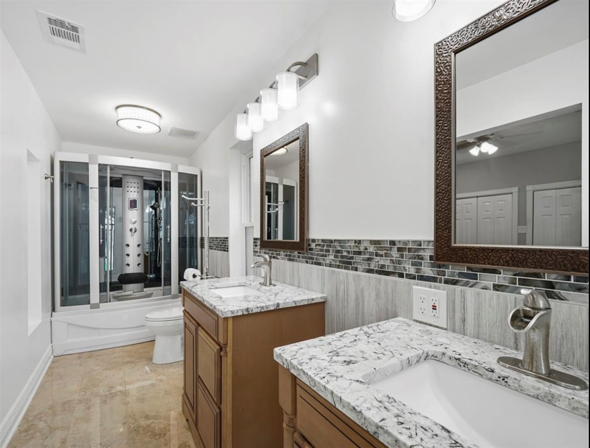 Building Photo - 2622 Gilliom Dr