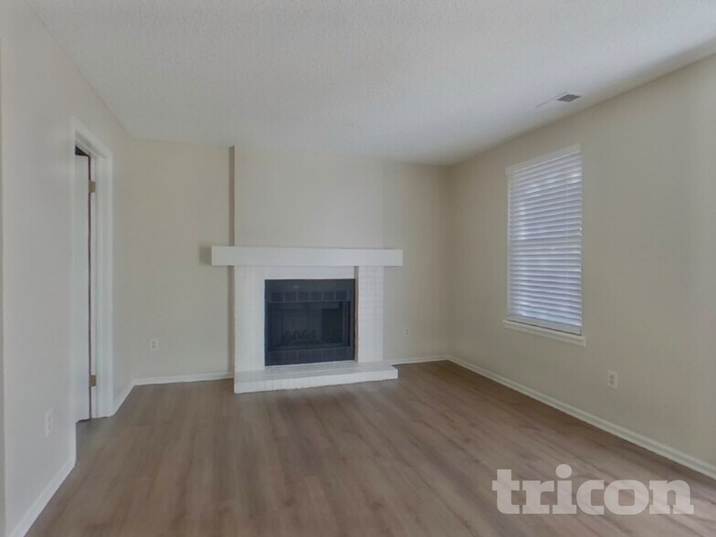 Building Photo - 4290 S Halifax Way