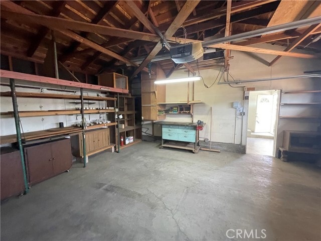Building Photo - 1440 E Rose Ave