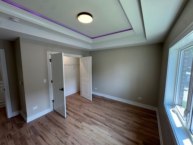 Building Photo - 4951 W 86th St