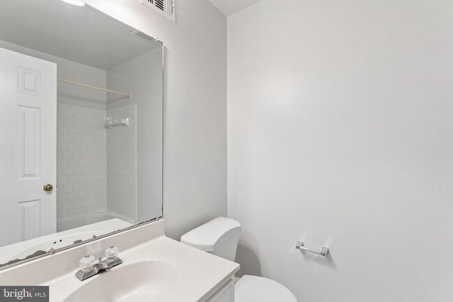 Building Photo - 3116 Valentino Ct