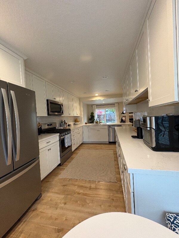 Building Photo - 984 San Miguel Rd