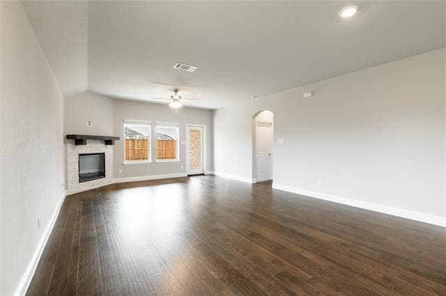 Building Photo - 1129 Longhorn Ln