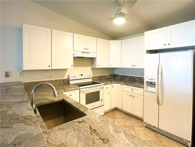 Building Photo - 1417 SE 8th Ave