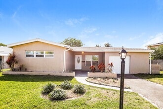 Building Photo - 3597 NW 37th Ave