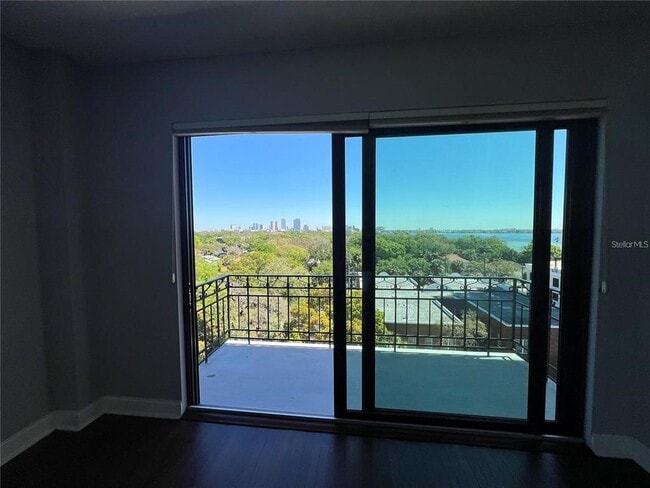 Building Photo - 2109 Bayshore Blvd