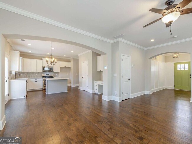 Building Photo - 4210 Old Cherokee St