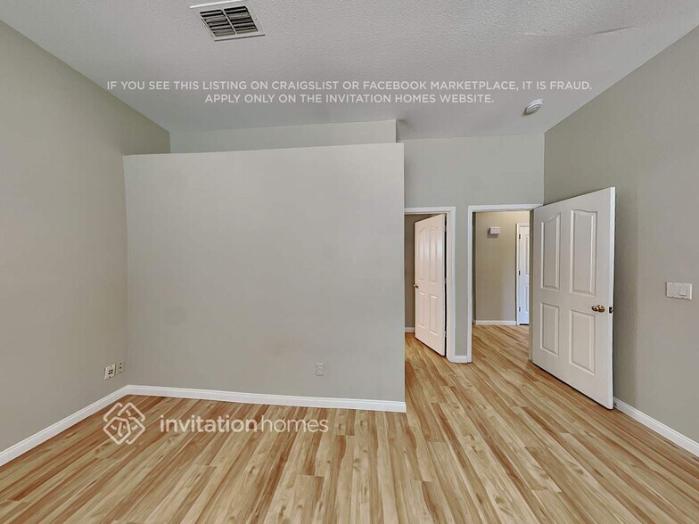 Building Photo - 9017 Laguna Springs Way