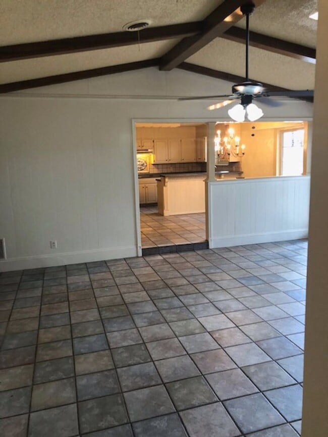 Building Photo - 6718 Arroyo Dr