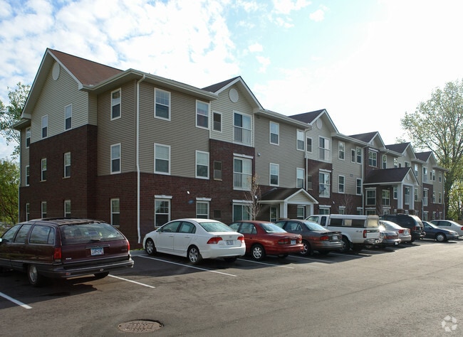 Building Photo - Willow Ridge Apartments