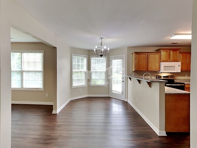 Building Photo - 6433 Grand Hickory Dr