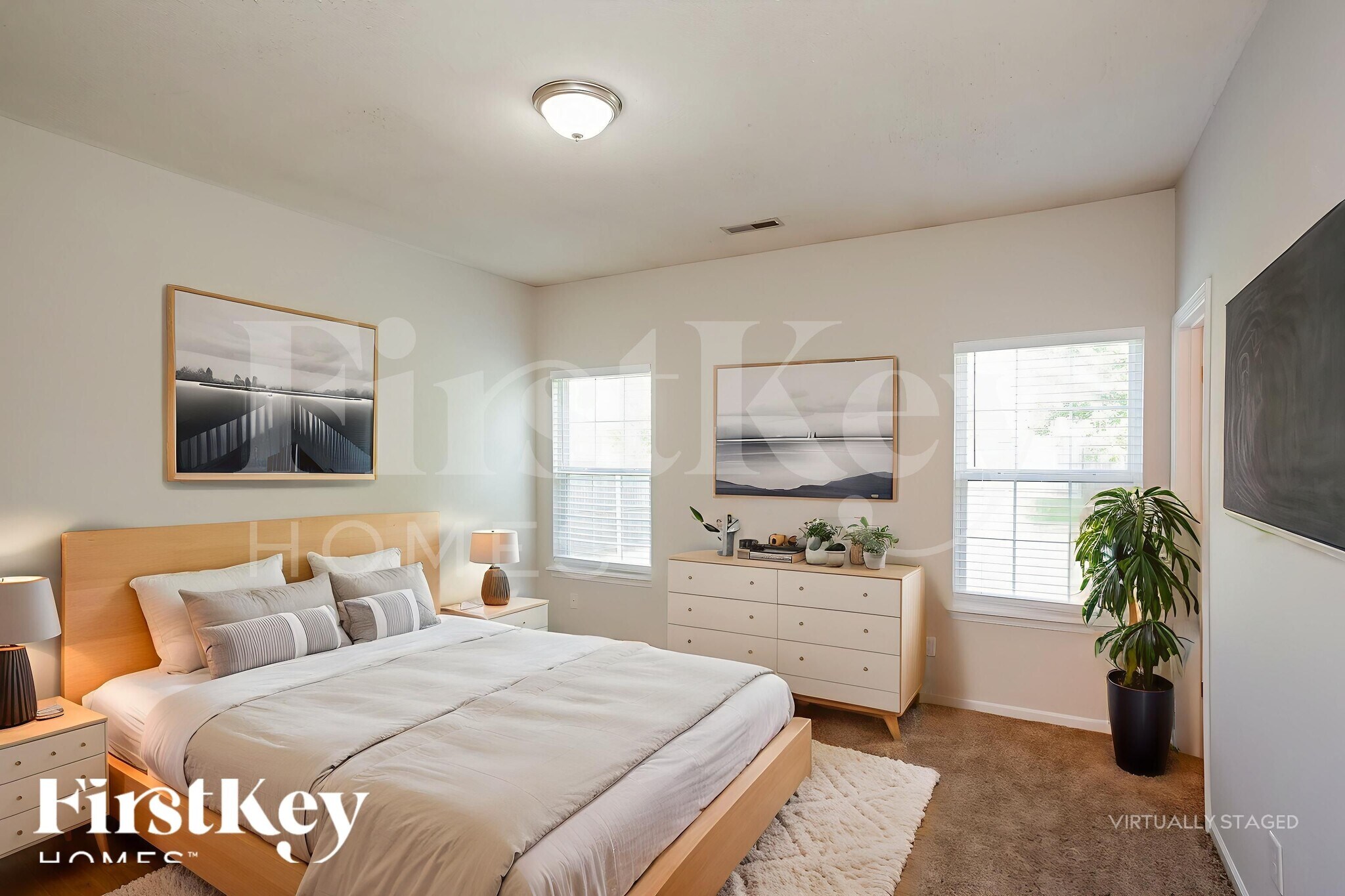 Building Photo - 15541 Outside Trail