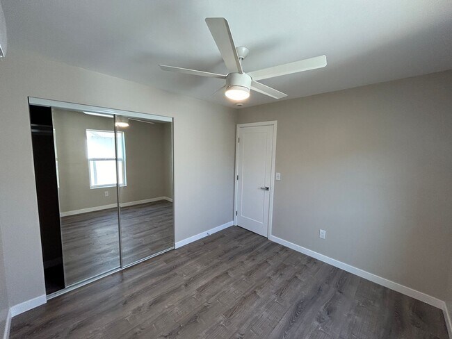 Building Photo - Newly Built in 2024! Driveway & Garage Par...
