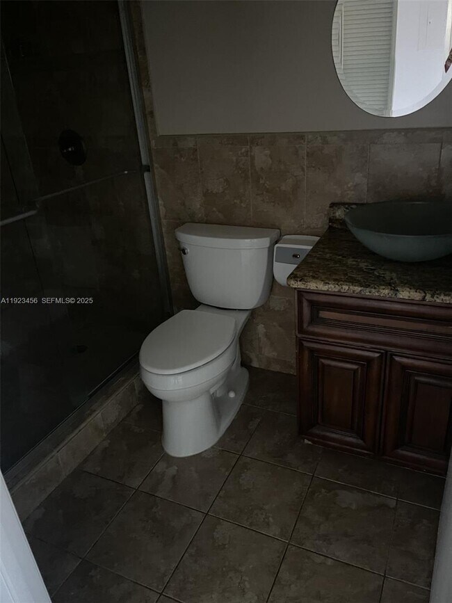 Building Photo - 6606 SW 131st pth