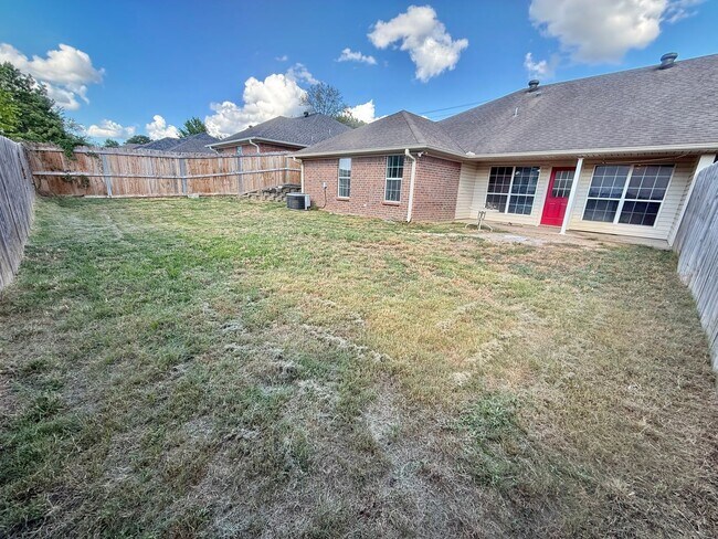 Building Photo - 10698 CR 127